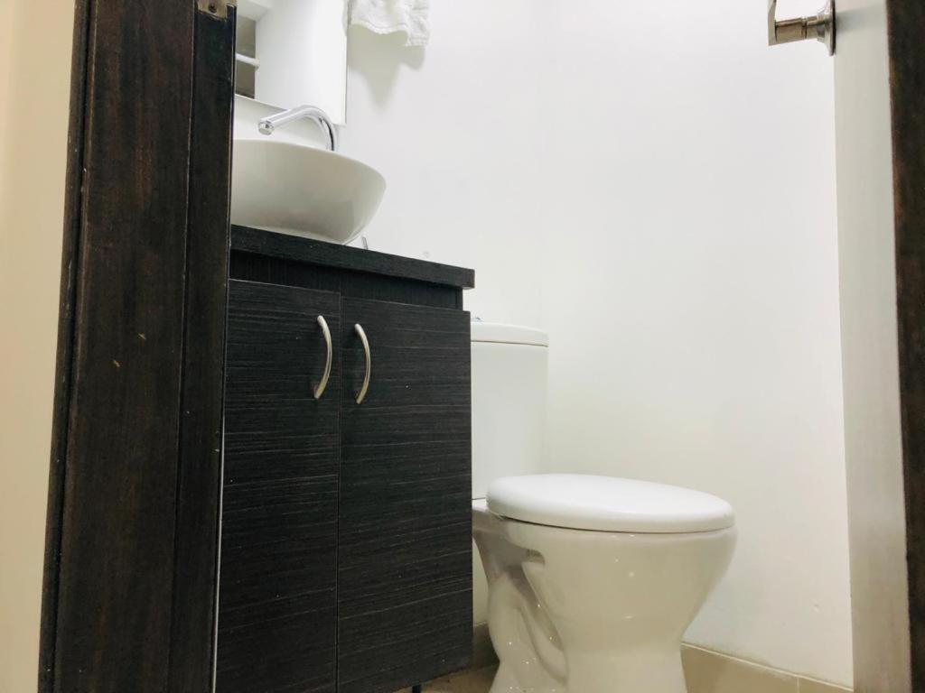 Apto Moderno En Laureles Medellín Eksteriør bilde
